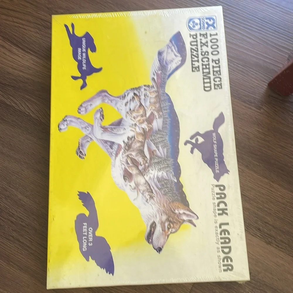 Vintage F X Schmid Pack Leader Wolf Shaped Jigsaw Puzzle NWT
